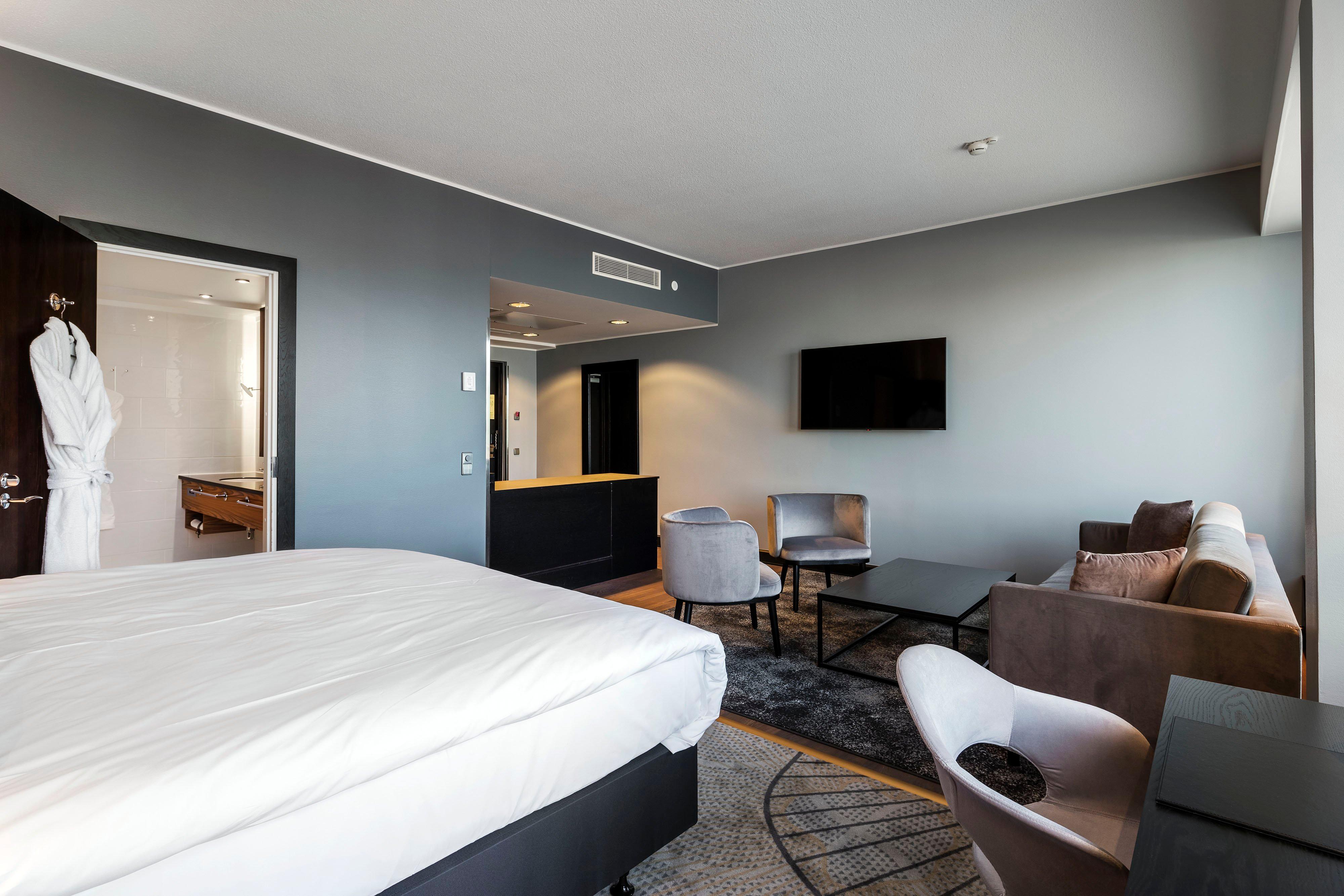 Crowne Plaza Helsinki - Hesperia By Ihg Helsínquia Exterior foto