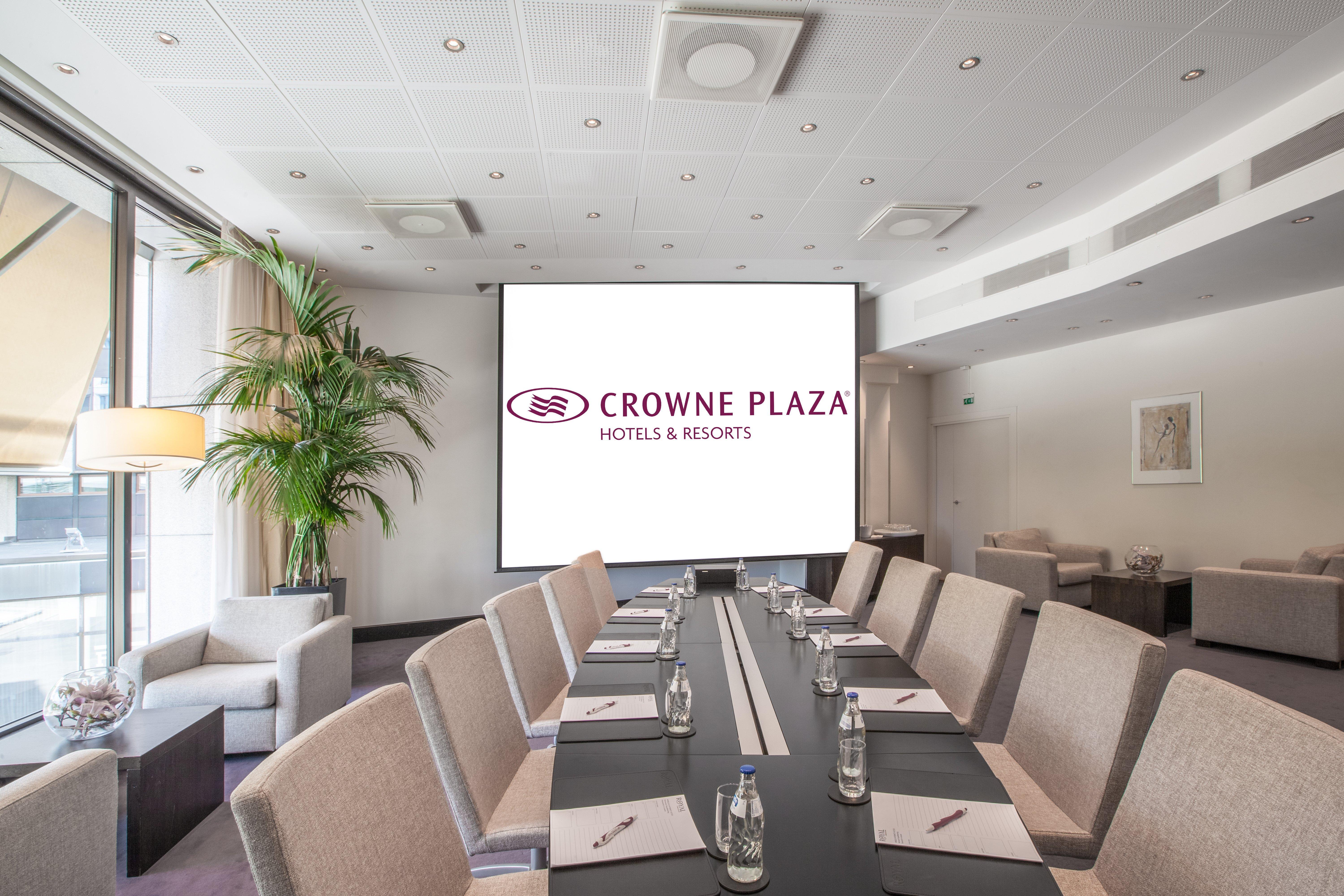 Crowne Plaza Helsinki - Hesperia By Ihg Helsínquia Exterior foto