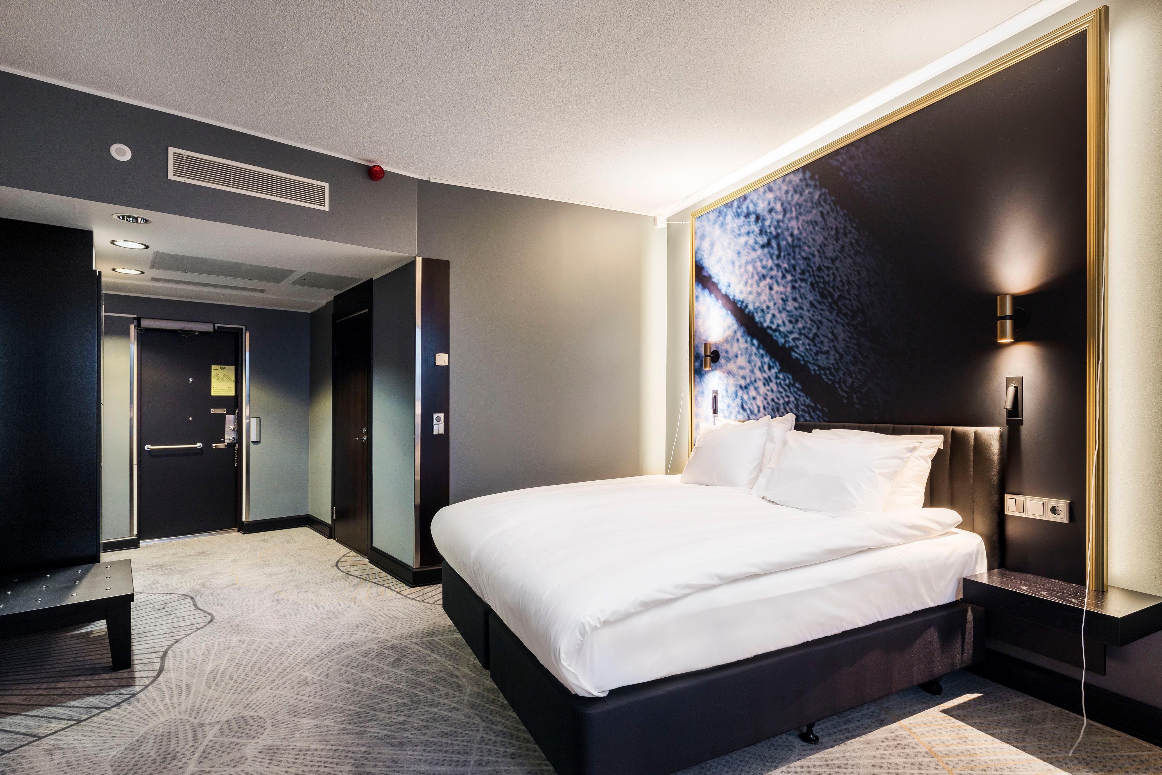 Crowne Plaza Helsinki - Hesperia By Ihg Helsínquia Exterior foto